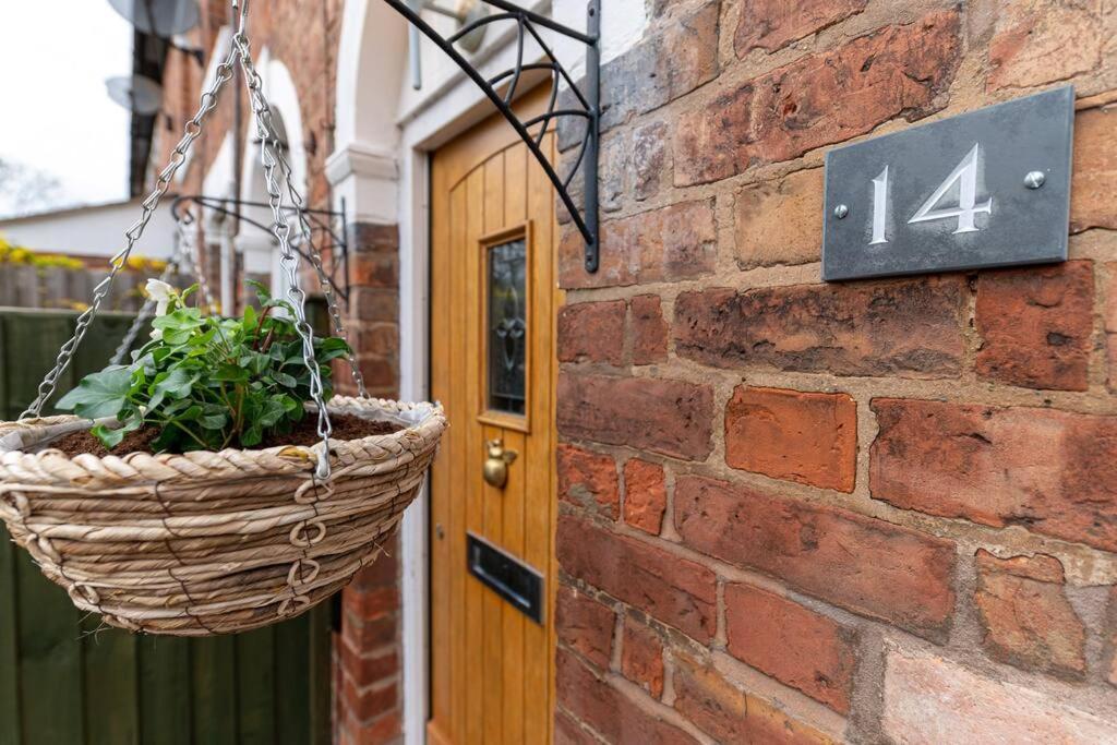 הוילה Besford Square, Shrewsbury Town מראה חיצוני תמונה